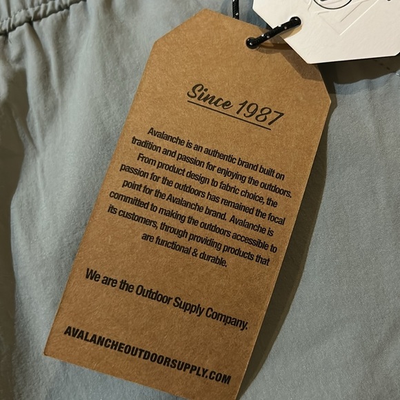 Avalanche, active shorts. Size large. NWT activewear. - Picture 5 of 8